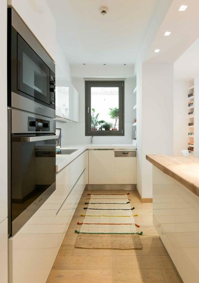 Stylish 3-Bedroom Apartment & Terrace Thessaloniki Exterior photo