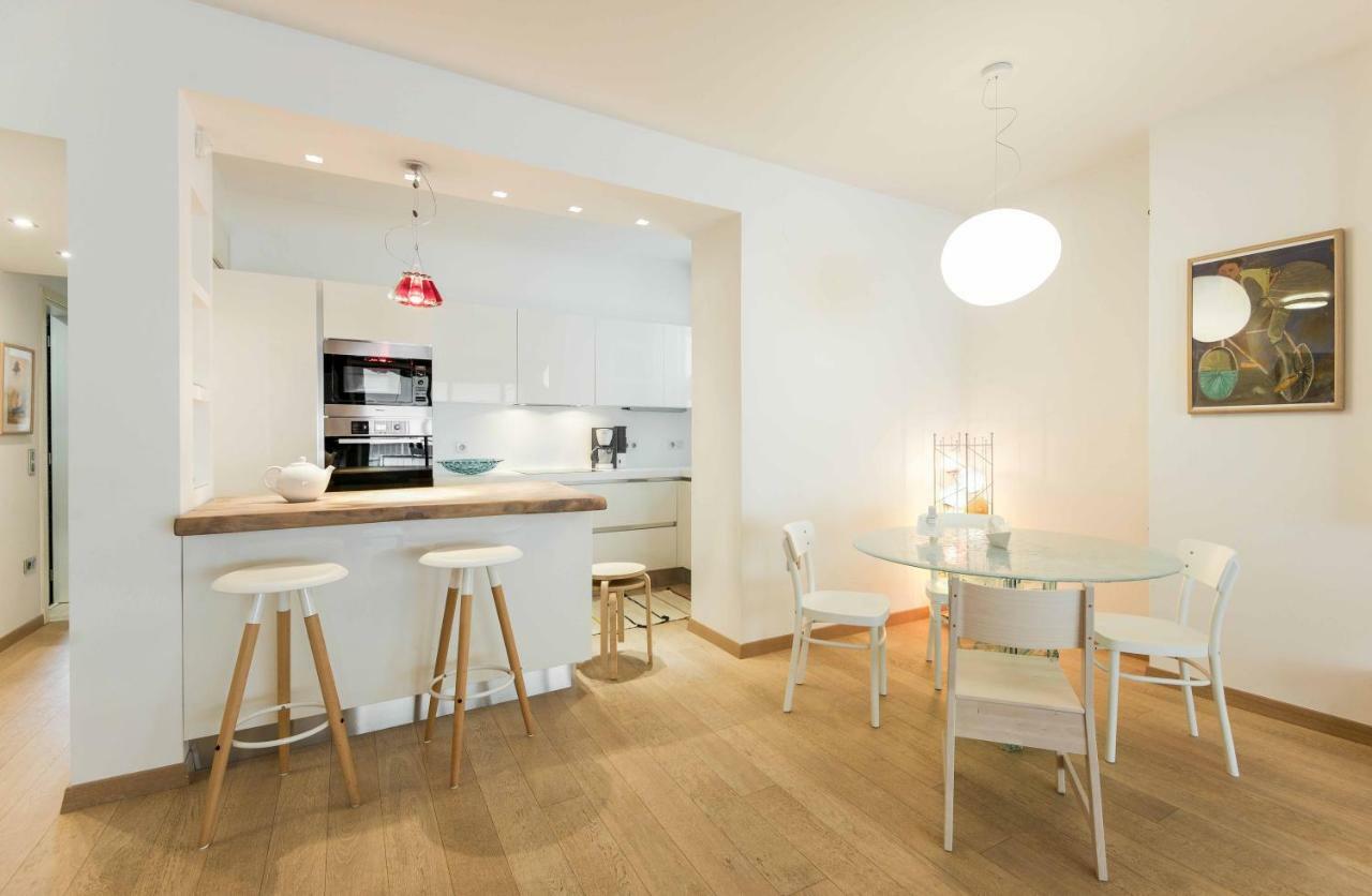 Stylish 3-Bedroom Apartment & Terrace Thessaloniki Exterior photo