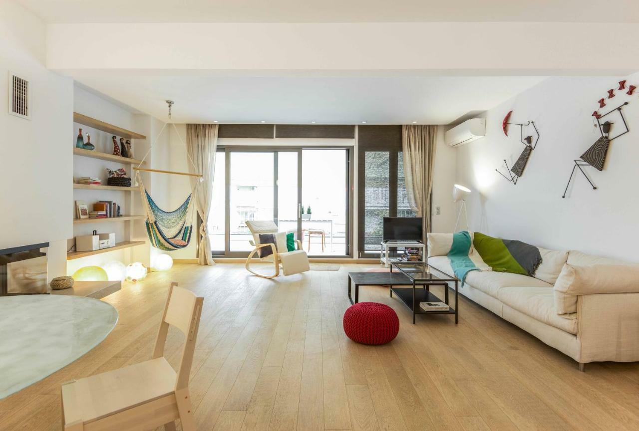Stylish 3-Bedroom Apartment & Terrace Thessaloniki Exterior photo