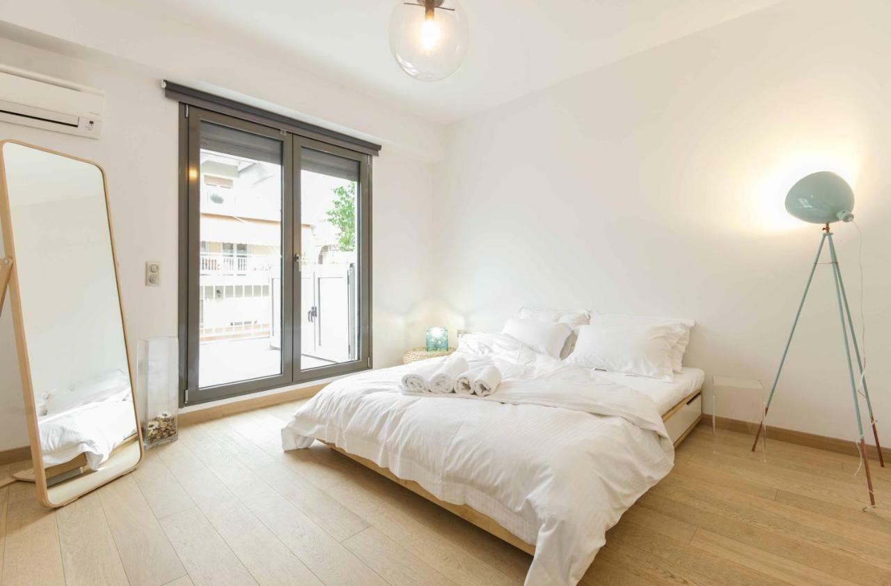Stylish 3-Bedroom Apartment & Terrace Thessaloniki Exterior photo